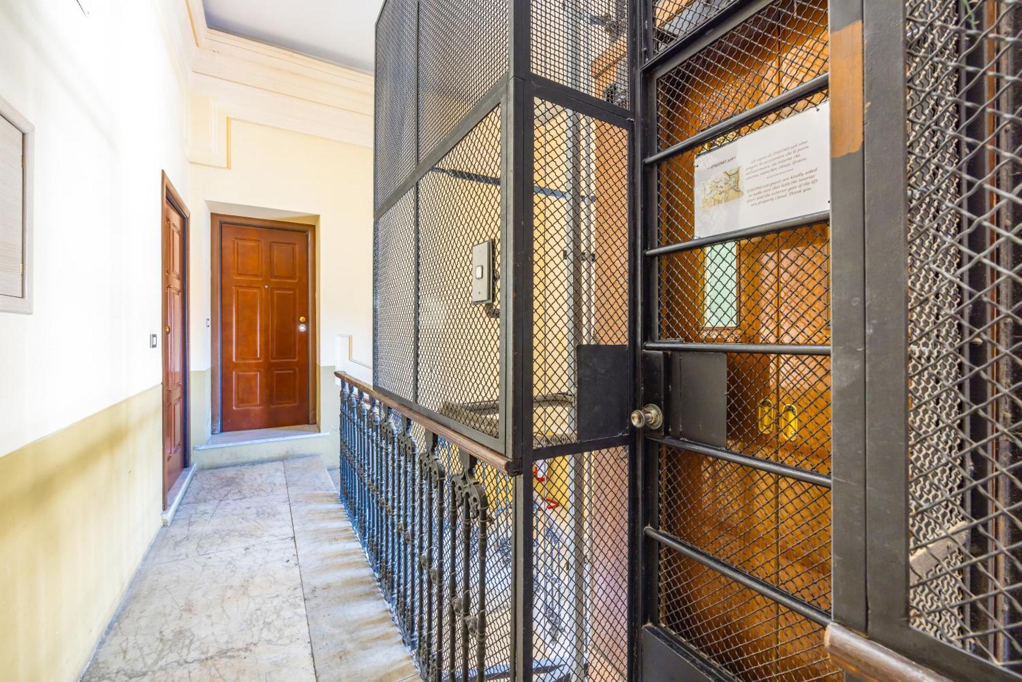 Duomo Grand Family Loft Lejlighed Napoli Eksteriør billede